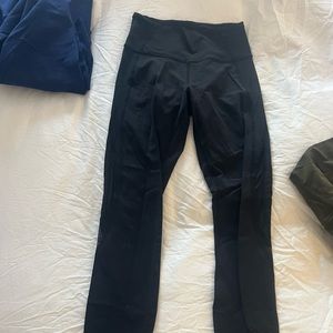 Lululemon train times 7/8 leggings black (mesh)